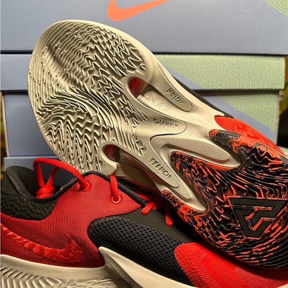 Nike Zoom Freak4 DJ6149-600 - Picture 4 of 7